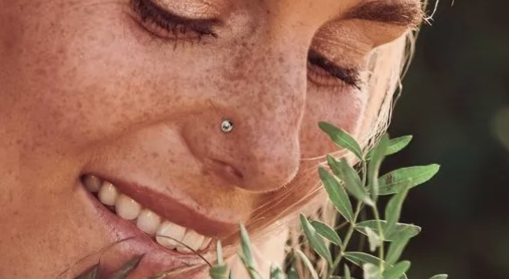 Neseøredobber i medisinsk titan