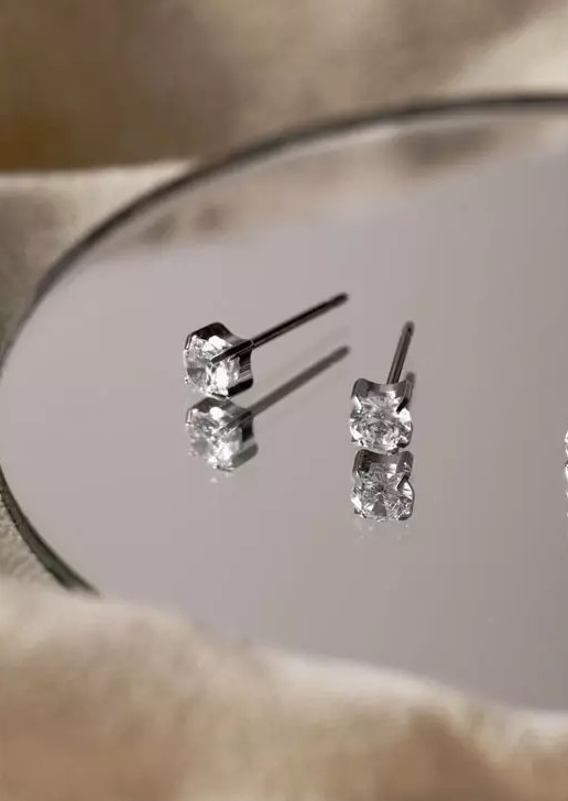Swarovski krystall- øredobber med klør 4 mm - Bilde 6