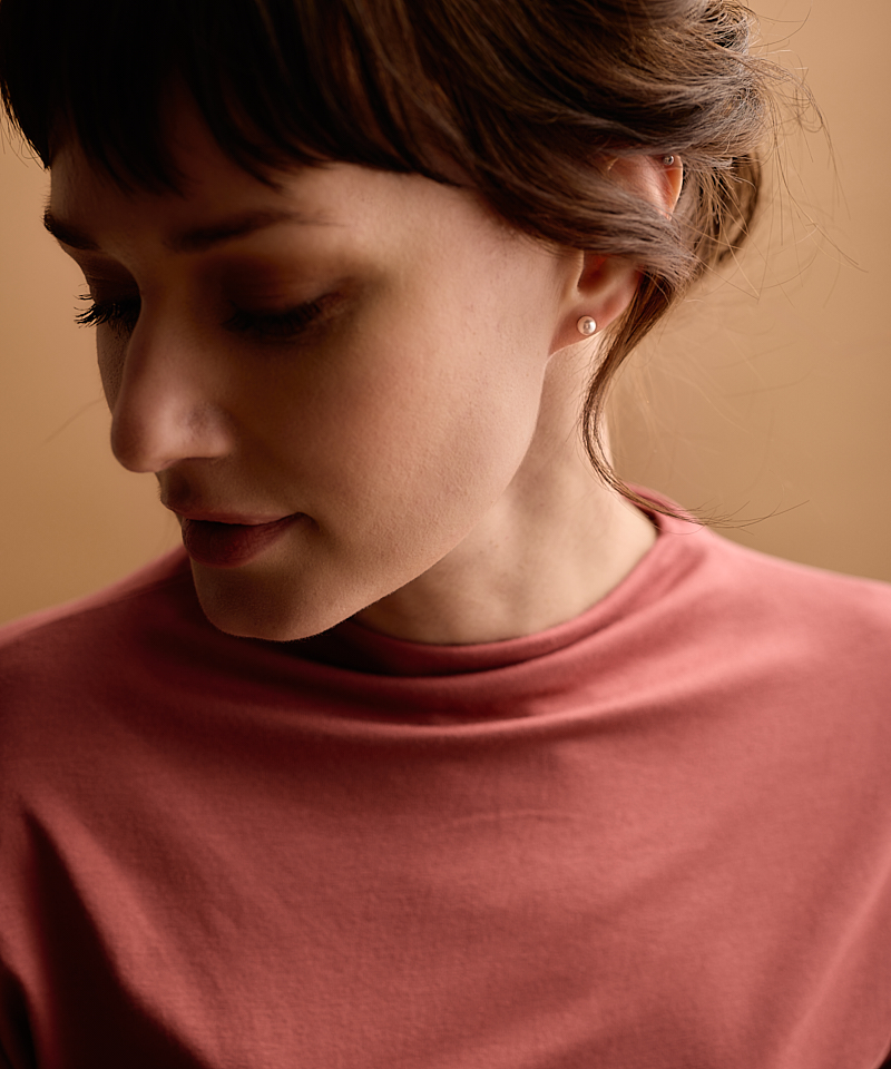 Rosa perleøredobber i medisinsk titan 5 mm - Bilde 4