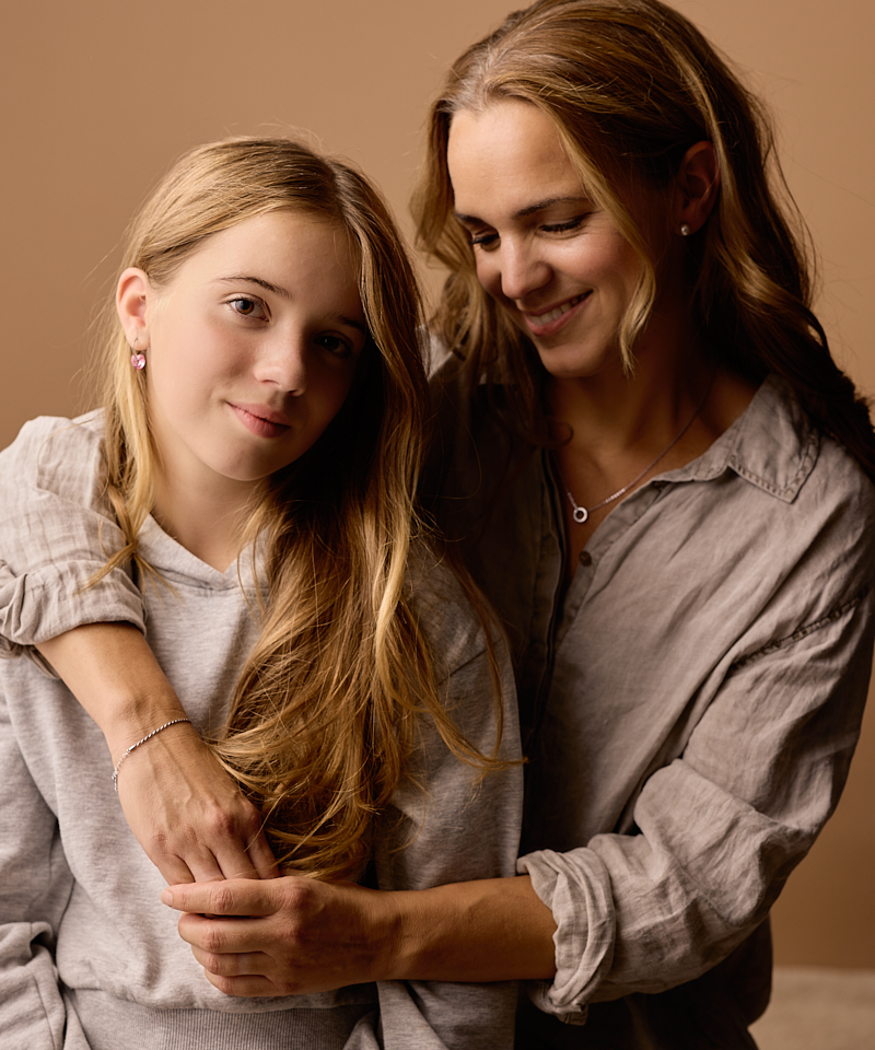 Ringformede øredobber med et Hjerteformet Rosa Swarovski-krystall som anheng - Bilde 4